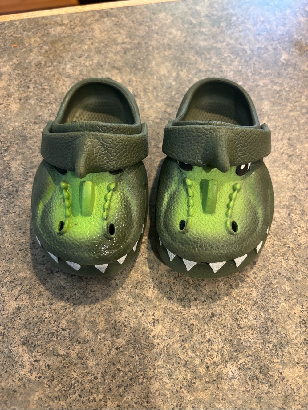 Kids' Green Dinosaur Clog Shoes
